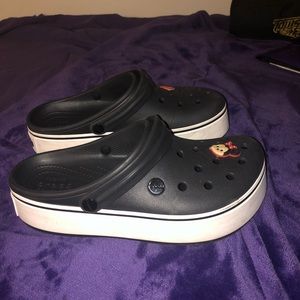 Black Platform crocs (jibbitz not provided)